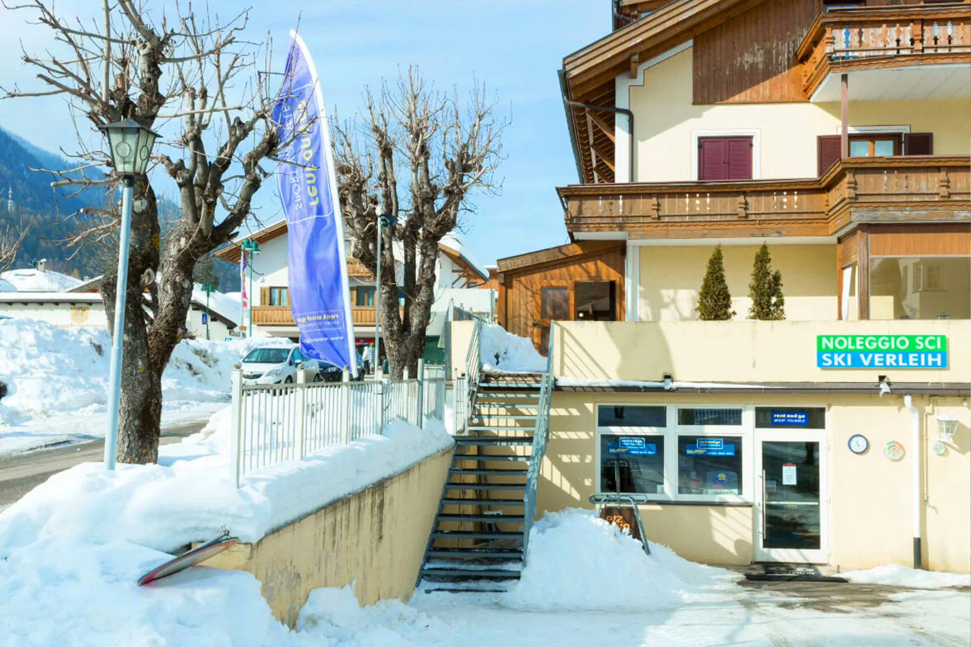 Ski rental Dobbiaco - Toblach - 3 Cime Dolomiti / 3 Zinnen Dolomiten - Italo Sport - Foto 0